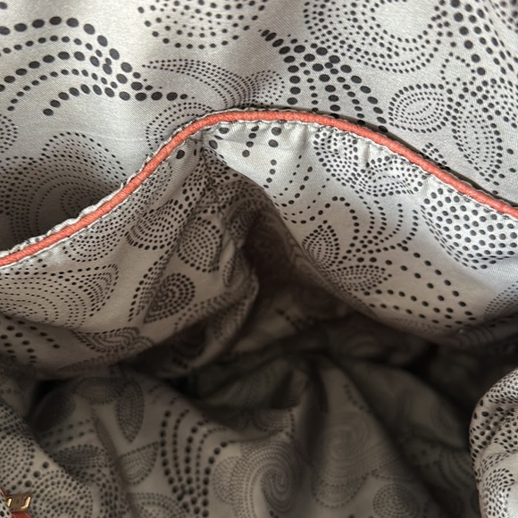 Mods Luxe handbag with cross body - Picture 8 of 8